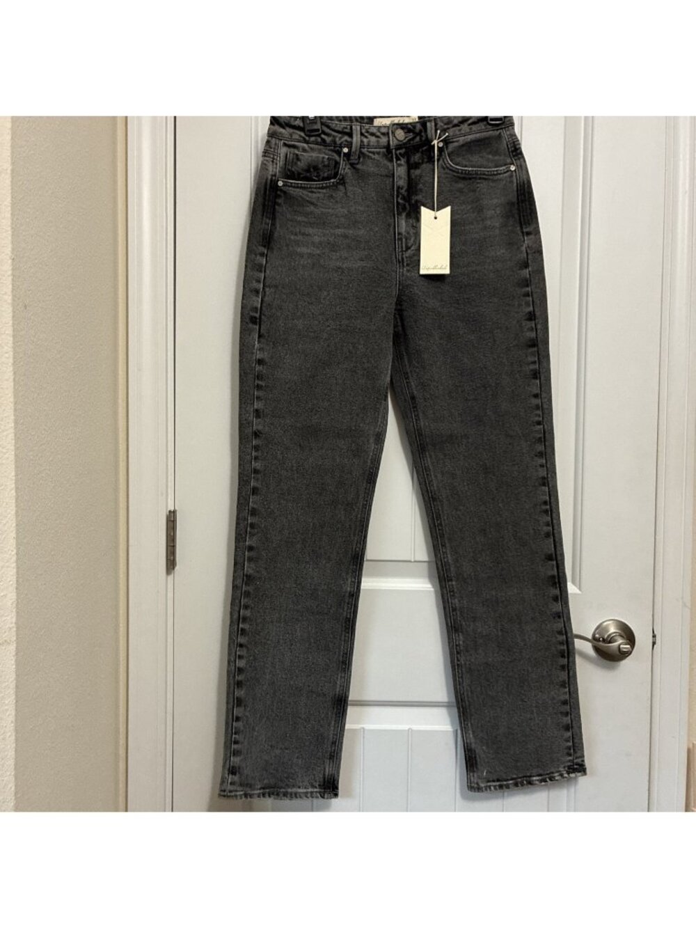 Unpublished Jeans WILLA High Rise Vintage Mom Fit  28” x 30” Rise Is 11”